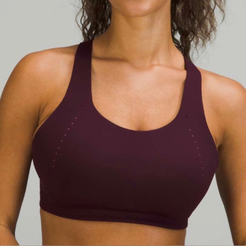 Lululemon Size 36DD AirSupport Bra High Support Cassis Plumful Purple Strappy